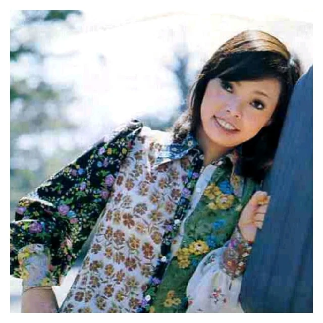 研ナオコの現在は病気でうつ病?子供は息子と娘で結婚してる?若い頃の画像が美人!