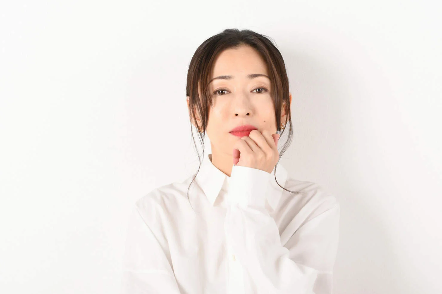 松雪泰子の現在の画像が劣化?旦那の保阪尚希と離婚した?若い頃が高岡早紀と似てる?