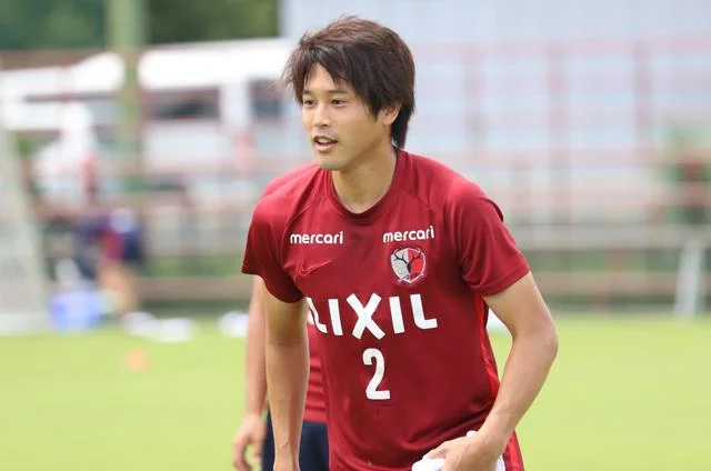 内田篤人の嫁は榎田優紀で画像が美人?かわいい子供の年齢と名前!生涯年俸がヤバい!