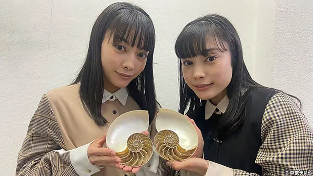 MIOとYAEは双子でハーフで国籍はどこ?痩せすぎで気持ち悪い?目は整形で顔でかい?